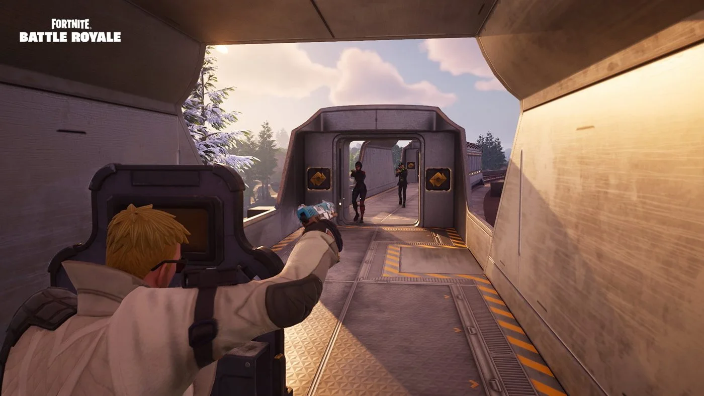 Fortnite ESP wallhack explained with player and loot overlays